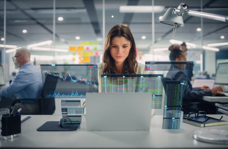 What is the Average Salary for VFX Artists